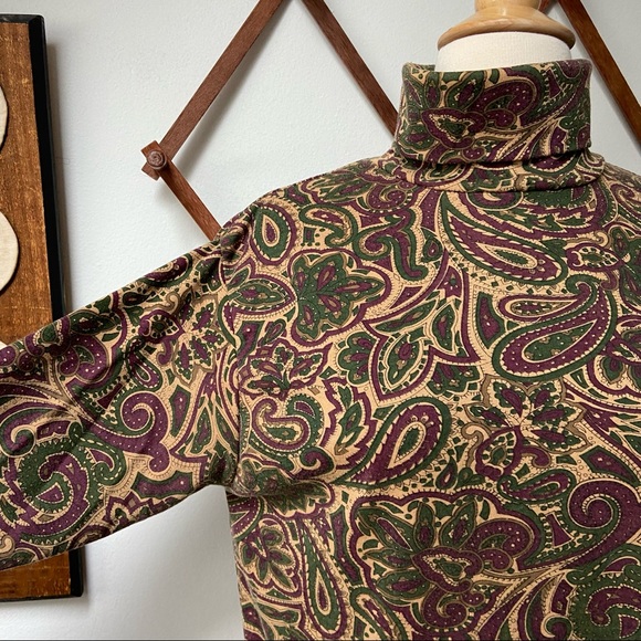 Vintage Paisley Turtleneck - Picture 2 of 4